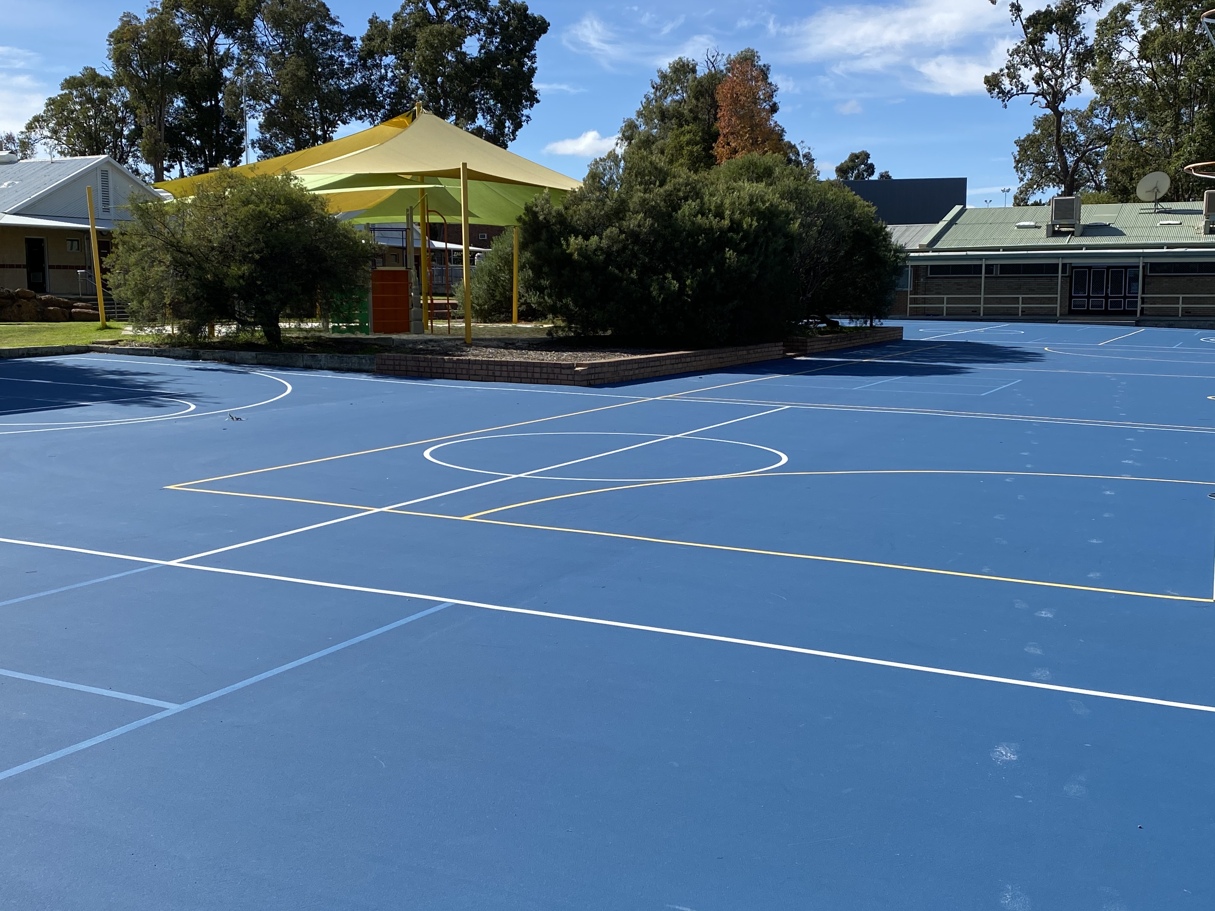 /uploaded_files/media/gallery/1589257907Basketball courts.jpg